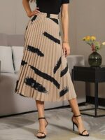 Women's Skirts Medium and long Cream